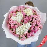 Маленькое фото 3: Акция! Огромный букет из гортензий и кустовых роз